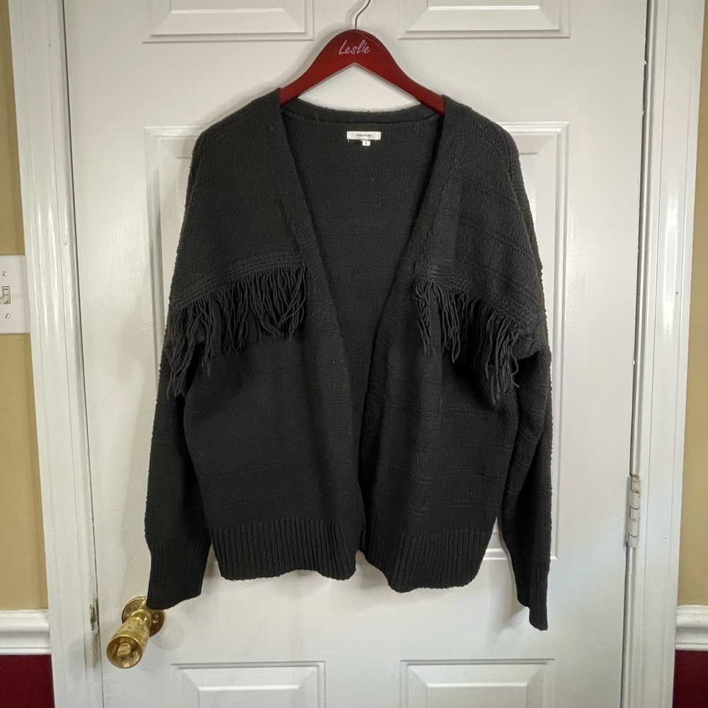 Maurice long sleeve solid fringe‎ sweater cardigan. - Picture 2 of 6